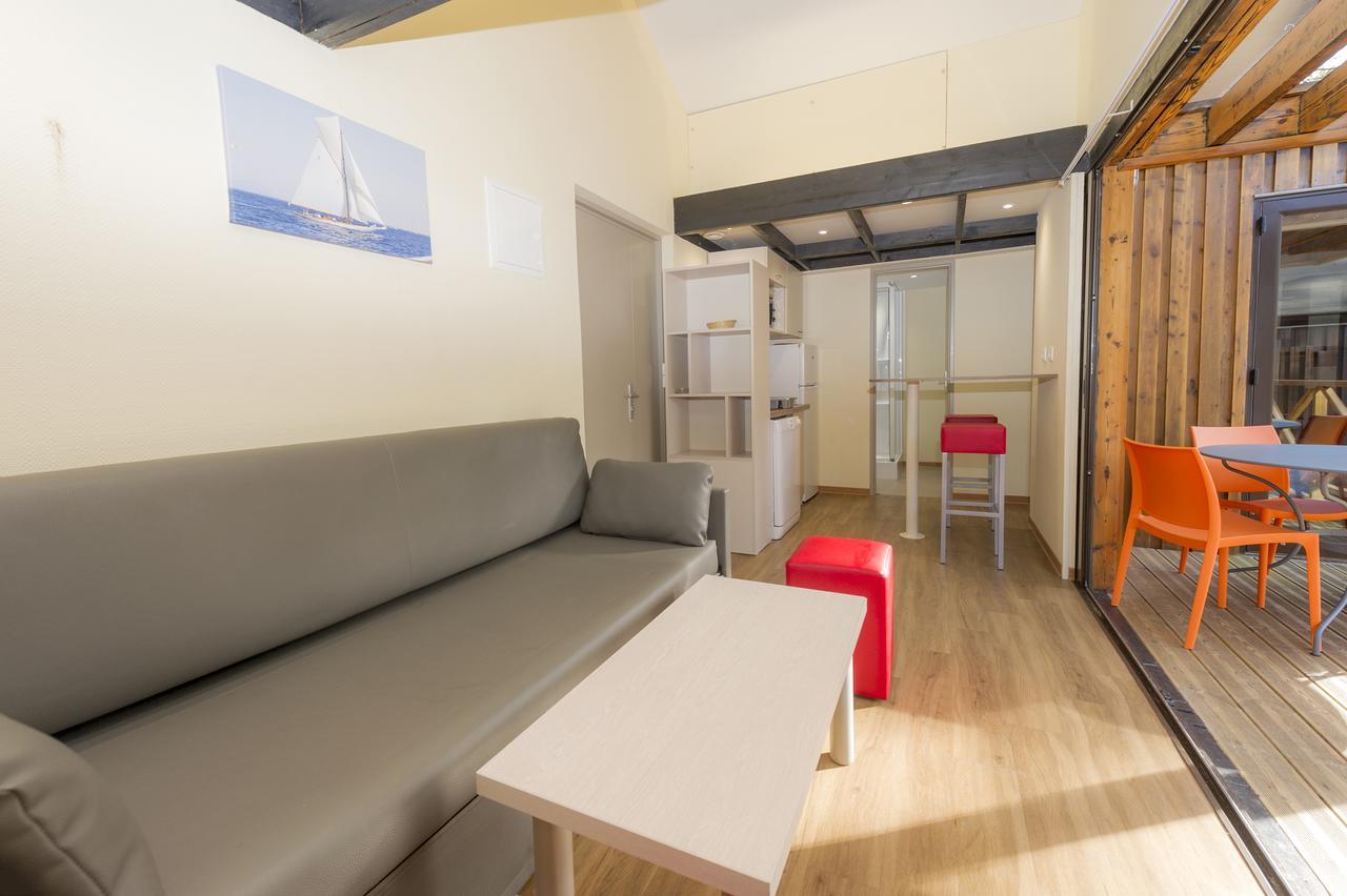 Hotel Vtf Les Oyats Sylvadoures Maubuisson Exteriér fotografie
